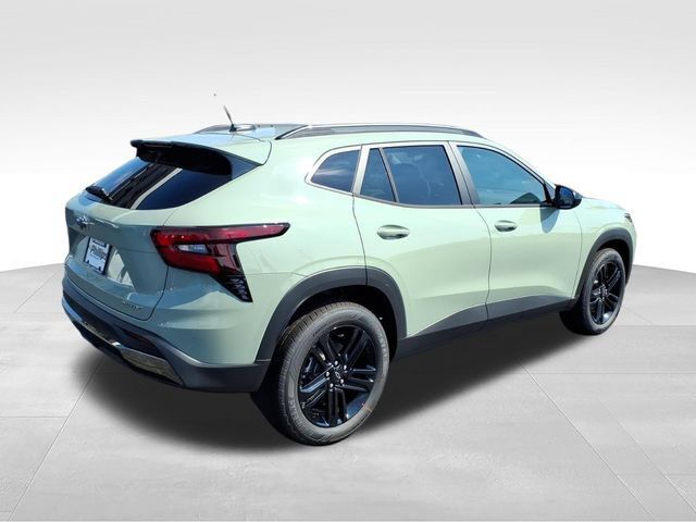New 2026 Chevrolet Trax ACTIV FWD image 3