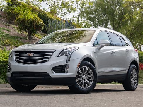 Used 2017 Cadillac XT5 Luxury w/ Driver Awareness Package image 1