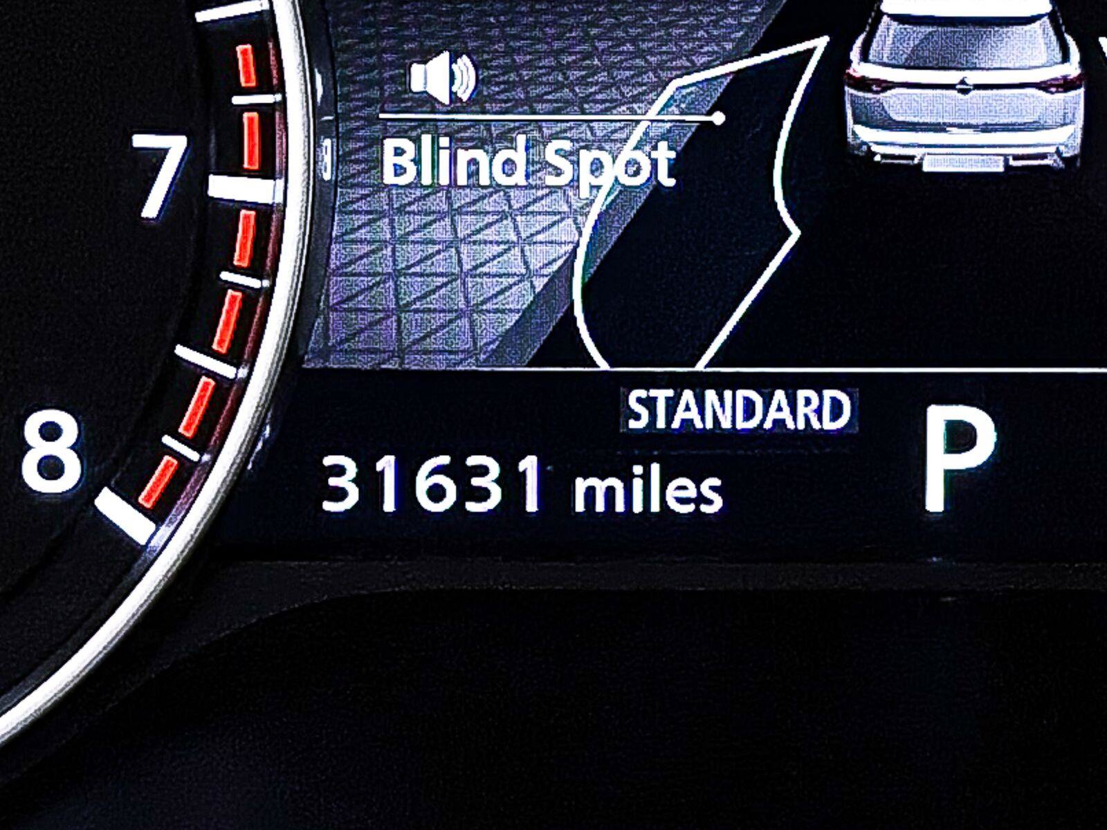 Used 2022 Nissan Pathfinder SL w/ SL Premium Package FWD image 34