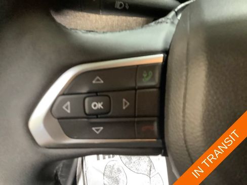 Used 2023 Jeep Compass Latitude w/ Convenience Group AWD/4WD image 27