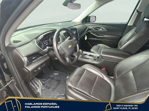 Certified 2021 Chevrolet Traverse Premier FWD image 13