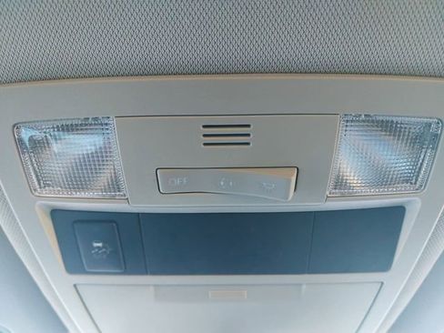 Used 2017 Toyota Tacoma SR5 w/ Tow Package image 25