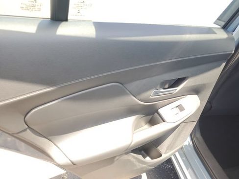 New 2026 Nissan Sentra SV w/ SV Convenience Package FWD image 18
