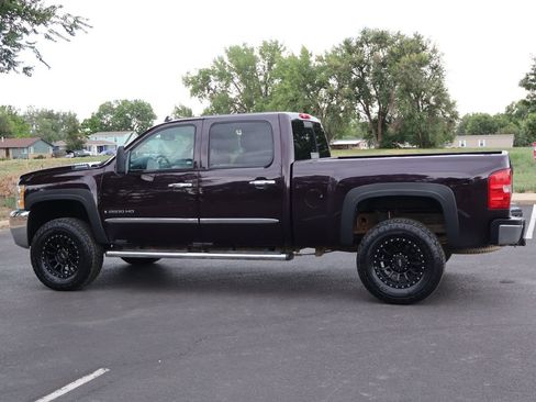 Used 2008 Chevrolet Silverado 2500 LTZ w/ Safety Package AWD/4WD image 8