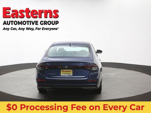 Used 2023 Honda Accord EX image 39