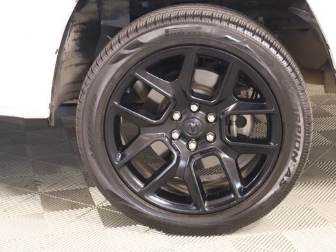 Used 2022 RAM 1500 Laramie AWD/4WD image 19
