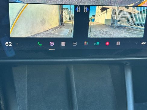 Used 2024 Tesla Model X image 24