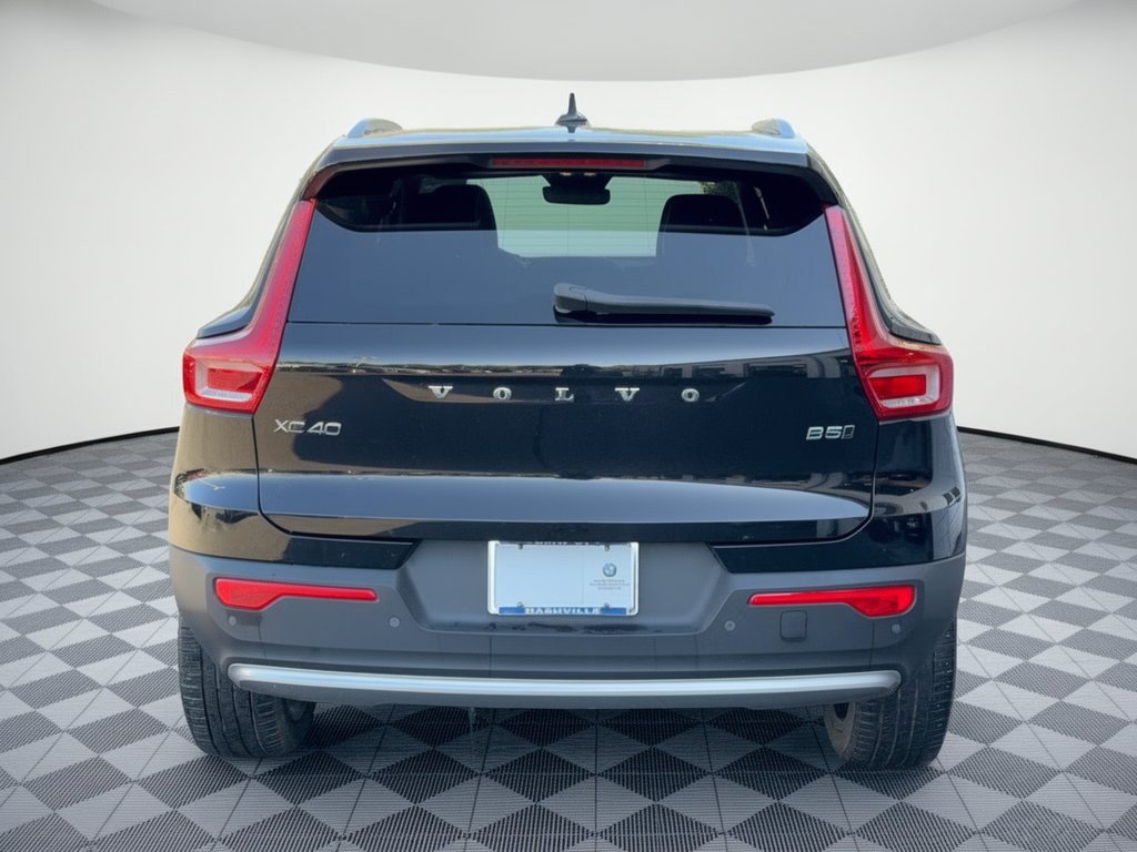 Used 2023 Volvo XC40 B5 Plus w/ Driver Assist Package AWD/4WD image 11