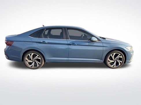 Used 2025 Volkswagen Jetta SEL image 7