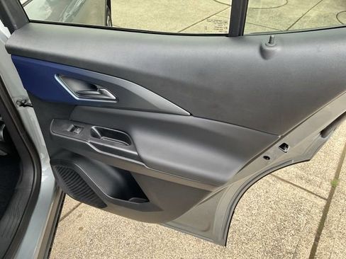 New 2026 Chevrolet Equinox EV LT image 18