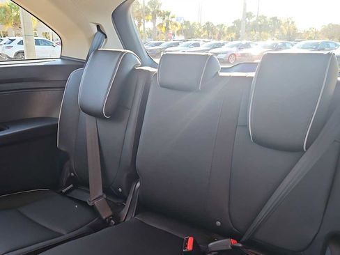 New 2026 Honda Odyssey Touring image 25