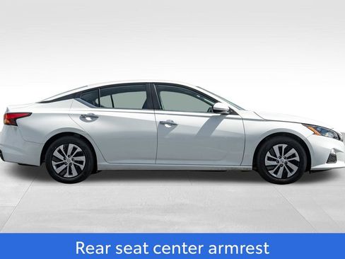 Used 2022 Nissan Altima 2.5 S FWD image 8