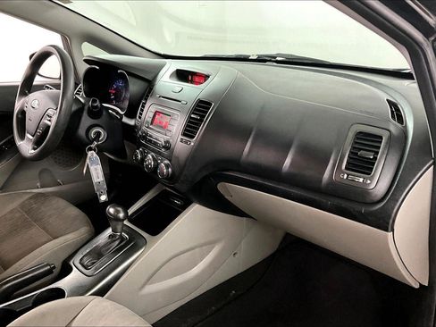 Used 2016 Kia Forte LX image 26