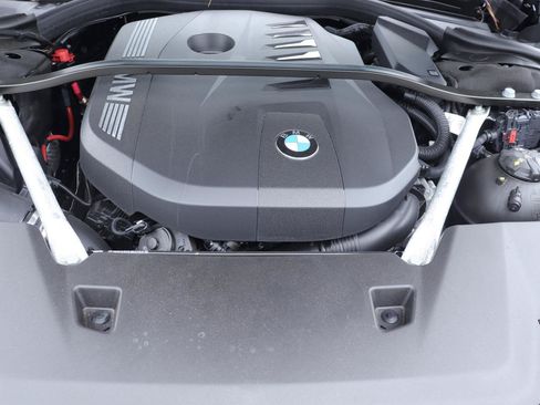 Used 2023 BMW 740i RWD image 32