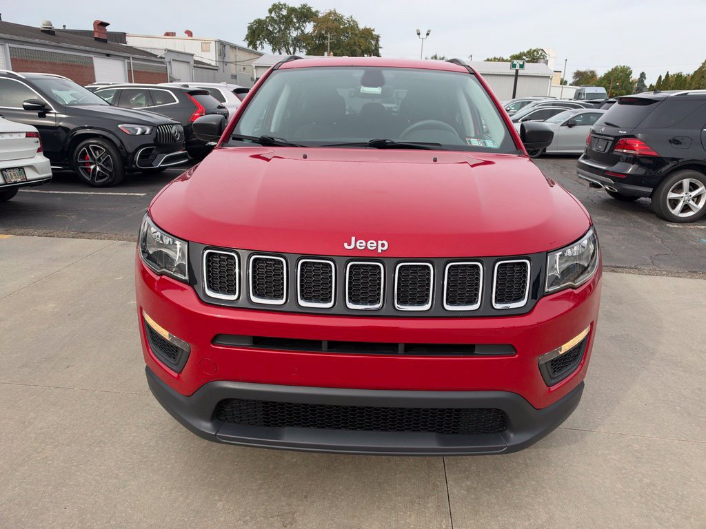 Used 2018 Jeep Compass Sport AWD/4WD image 2