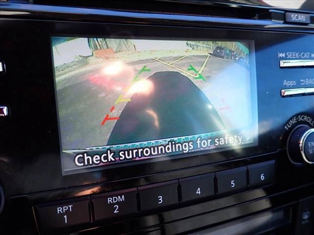 Used 2015 Nissan Rogue SV AWD/4WD image 22