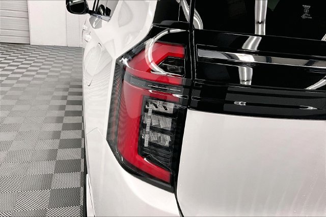 New 2026 Nissan Armada SL w/ Captain's Chari Seat Package AWD/4WD image 20