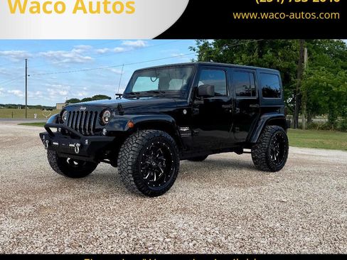 Used 2015 Jeep Wrangler Unlimited Sahara w/ Max Tow Package AWD/4WD image 1