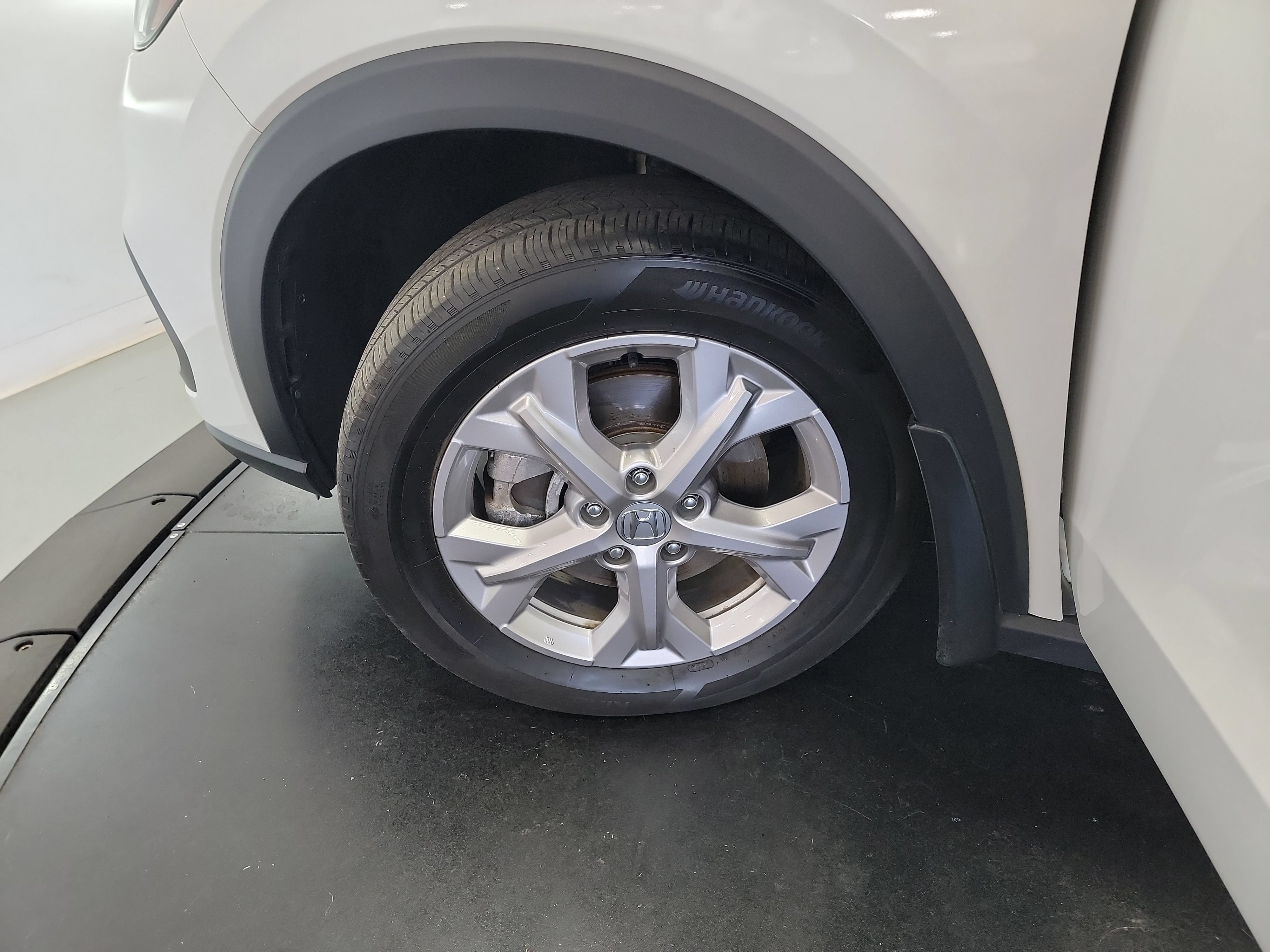Used 2024 Honda HR-V LX image 29