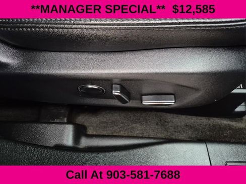 Used 2016 Ford Explorer XLT w/ Equipment Group 202A image 17