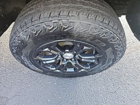 Certified 2023 GMC Canyon Elevation w/ Elevation Premium Package image 12