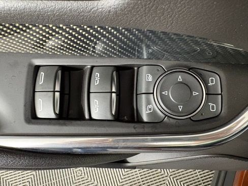 Used 2019 Cadillac XT4 Sport FWD image 18