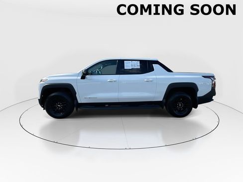 Used 2025 Chevrolet Silverado EV LT image 5
