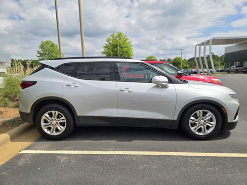 Used 2021 Chevrolet Blazer LT FWD image 4
