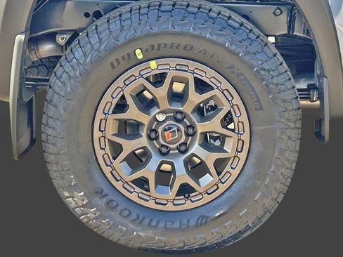 New 2026 Nissan Frontier PRO-4X image 7