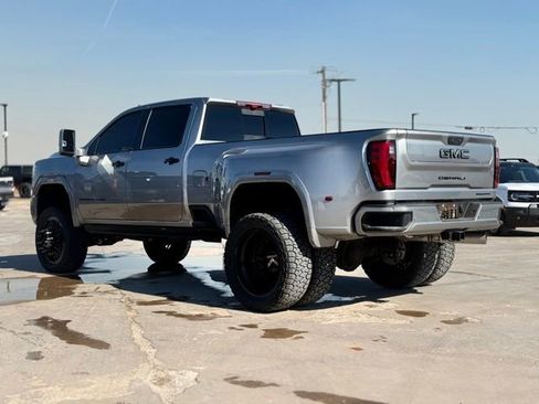 Used 2025 GMC Sierra 3500 Denali Ultimate image 5