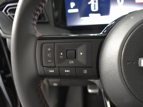 New 2026 Nissan Kicks SR w/ Cold Weather Package AWD/4WD image 15