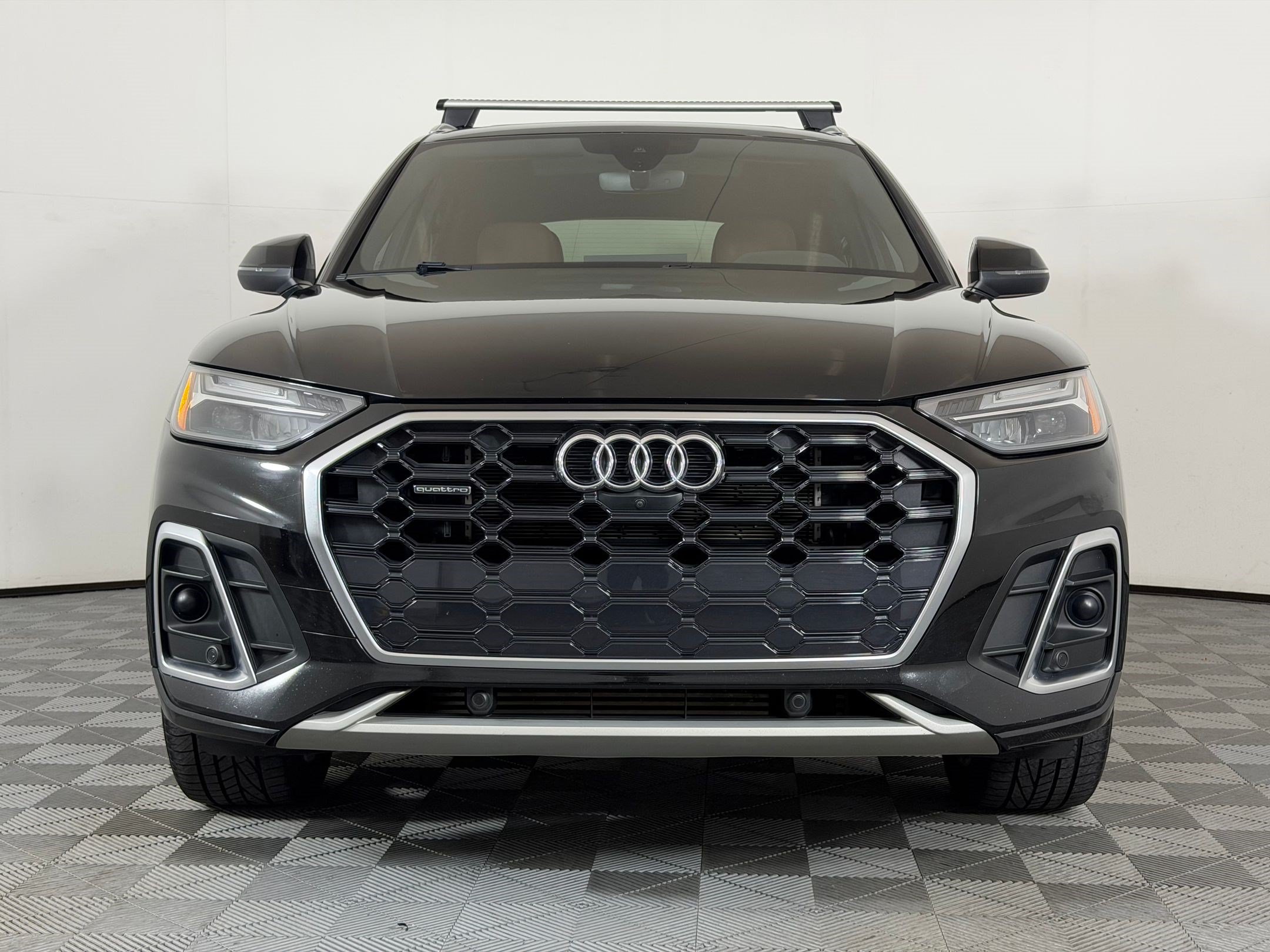Used 2021 Audi Q5 e Premium Plus w/ Premium Plus Package AWD/4WD image 6