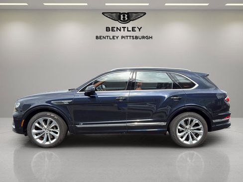 Certified 2022 Bentley Bentayga image 12