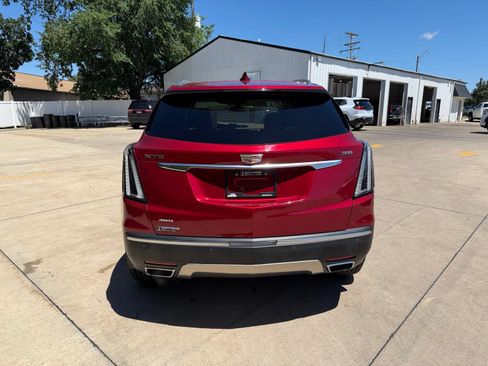 Used 2019 Cadillac XT5 Platinum AWD/4WD image 29