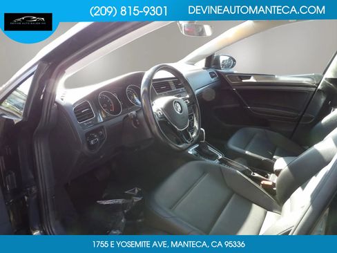 Used 2019 Volkswagen Golf SE w/ Driver Assistance Package image 13