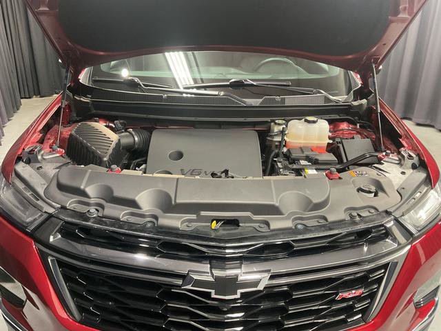 Used 2023 Chevrolet Traverse RS w/ LPO, Floor Liner Package AWD/4WD image 17