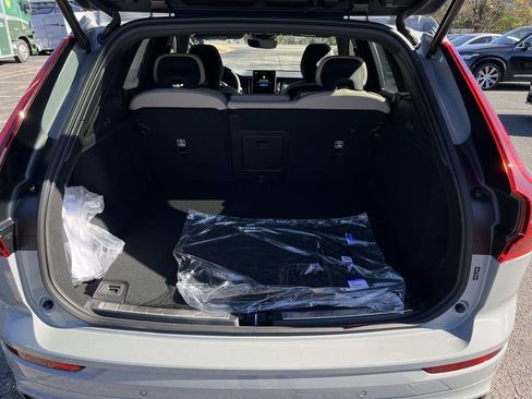 New 2026 Volvo XC60 B5 Plus w/ Climate Package image 12