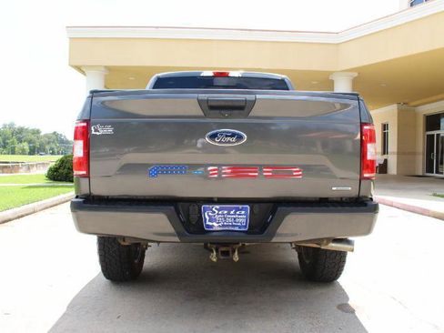 Used 2019 Ford F150 XLT w/ Equipment Group 302A Luxury AWD/4WD image 15