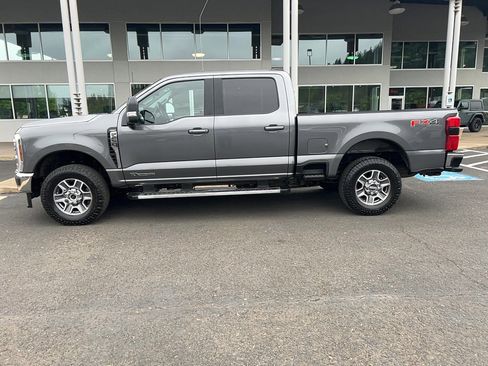 Used 2025 Ford F250 Lariat w/ FX4 Off-Road Package AWD/4WD image 10