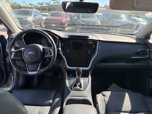 Used 2021 Subaru Outback Limited image 8