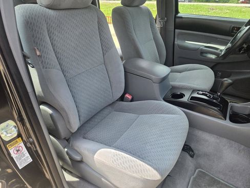 Used 2009 Toyota Tacoma PreRunner RWD image 13