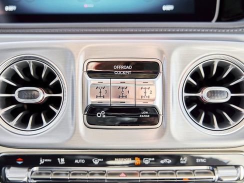 Used 2025 Mercedes-Benz G 63 AMG 4MATIC image 81