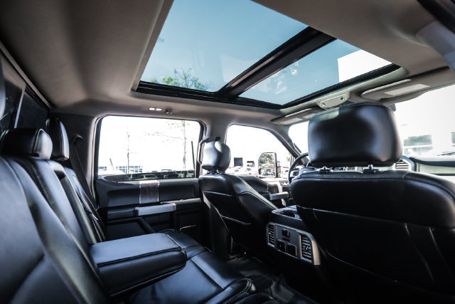 Used 2017 Ford F250 Lariat w/ Lariat Ultimate Package AWD/4WD image 94