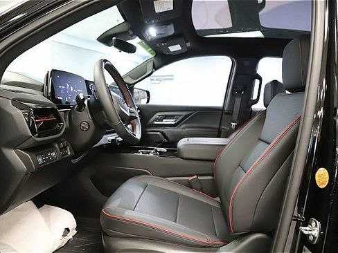 New 2024 Chevrolet Silverado EV RST image 22