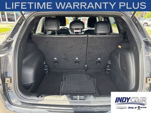 Used 2022 Jeep Compass High Altitude AWD/4WD image 11