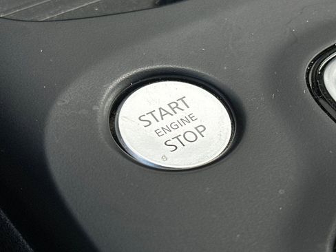 Used 2022 INFINITI QX50 Essential w/ Cargo Package image 23