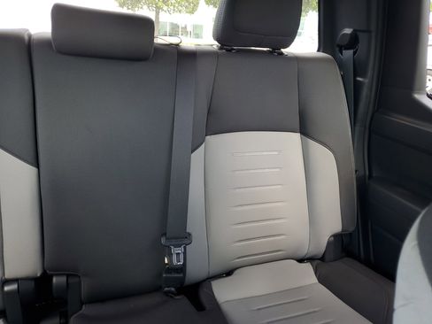 Used 2025 Toyota Tacoma TRD Sport image 22