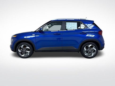 Used 2026 Hyundai Venue SEL FWD image 11