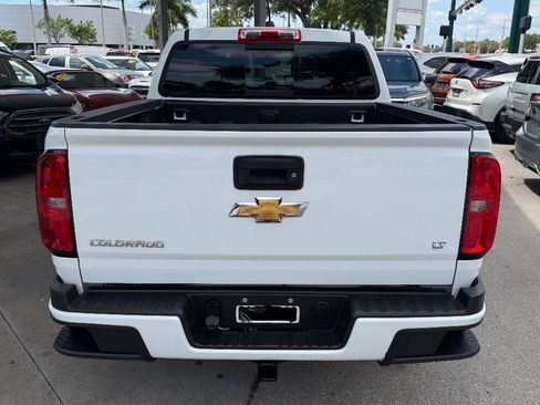 Used 2017 Chevrolet Colorado LT w/ LT Convenience Package RWD image 6
