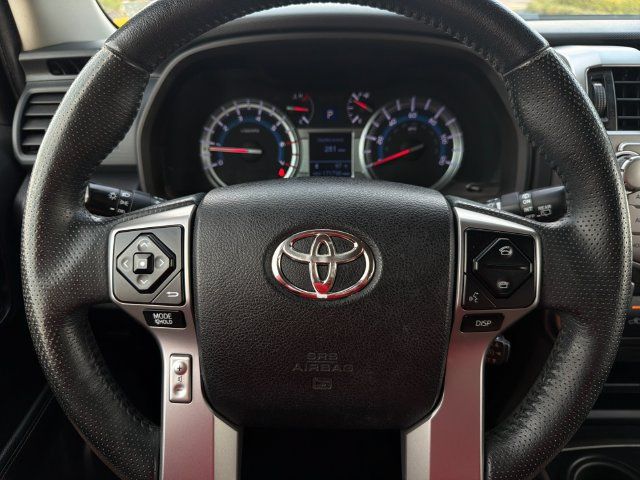 Used 2015 Toyota 4Runner SR5 RWD image 23